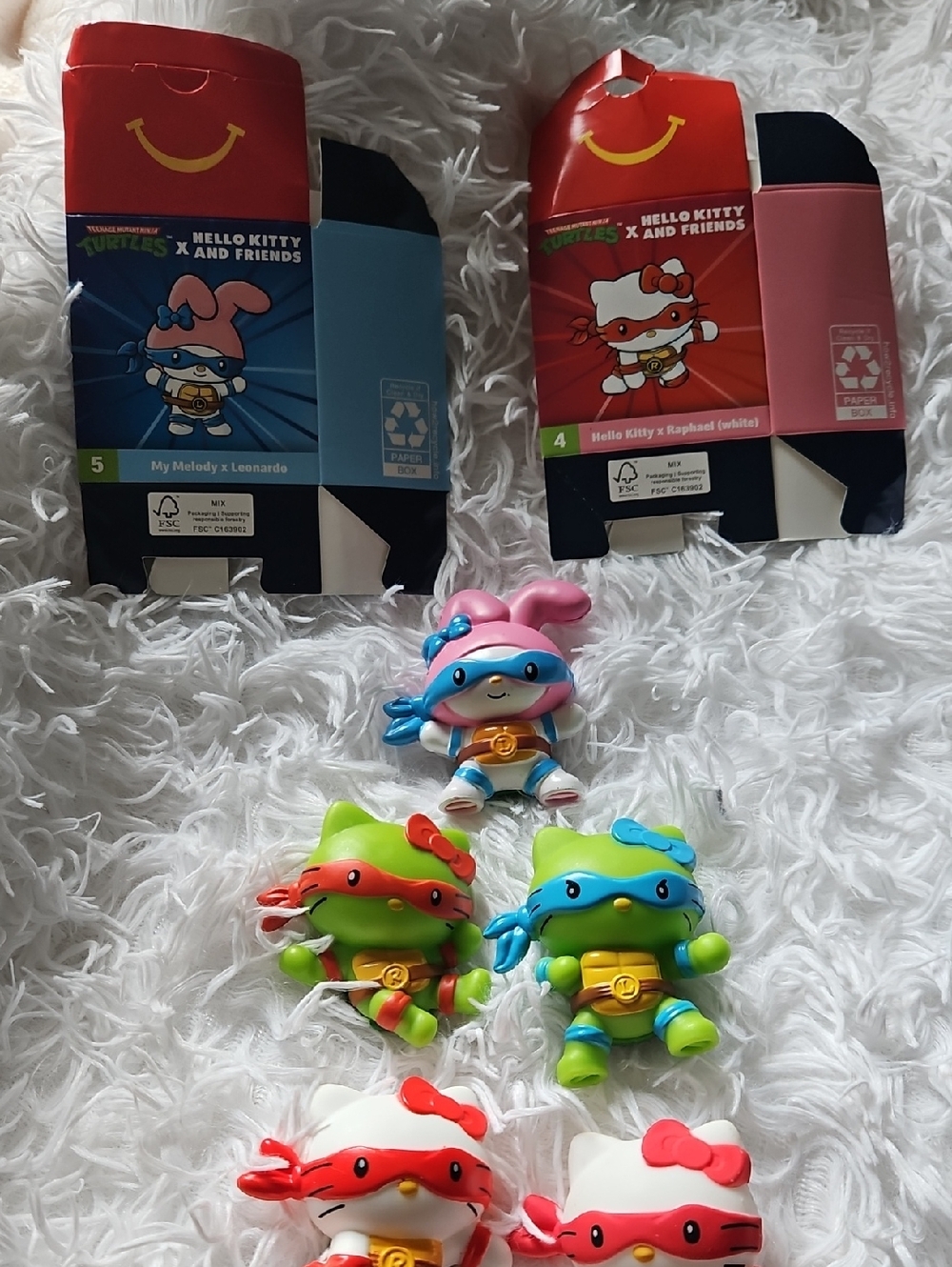 HELLO KITTY TEENAGE MUTANT NINJA TURTLES MCDONALDS